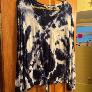 The dye Large long sleeve tee